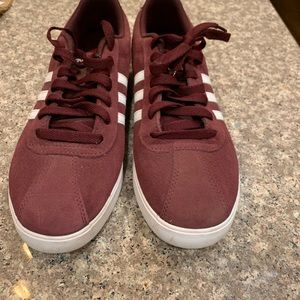 Womens adidas tennis shoes